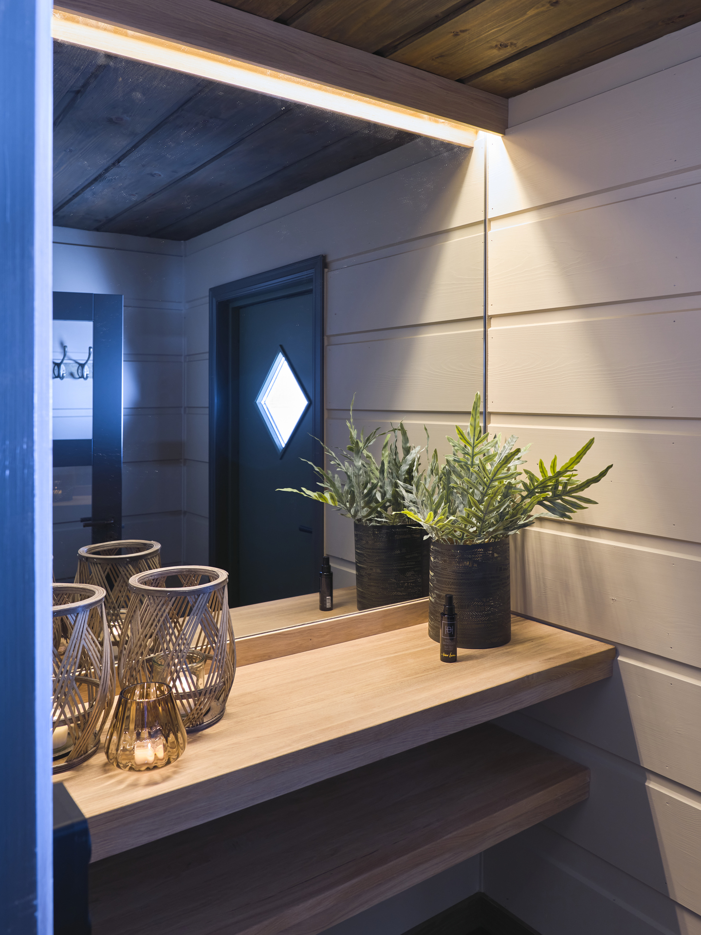 Eventyrlig Hogevarde 2881