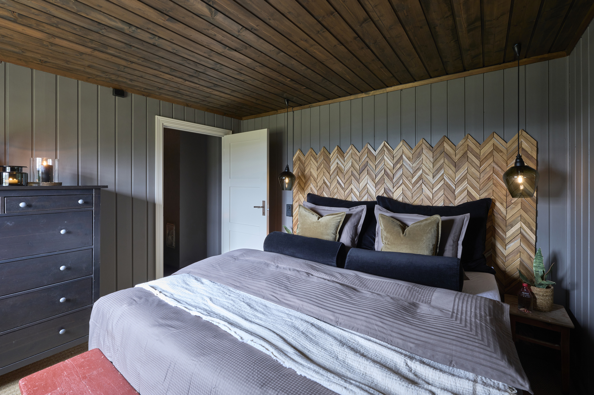 Eventyrlig Reinslia 2271